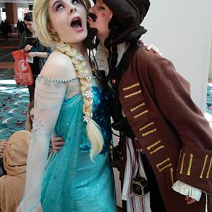 Jack Sparrow Kissing Elsa