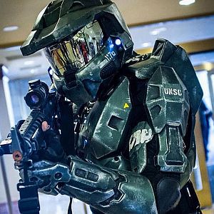 Halo-master-chief-spartan-armor-640x533