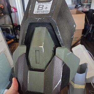 Shoulder Detail 2.jpg